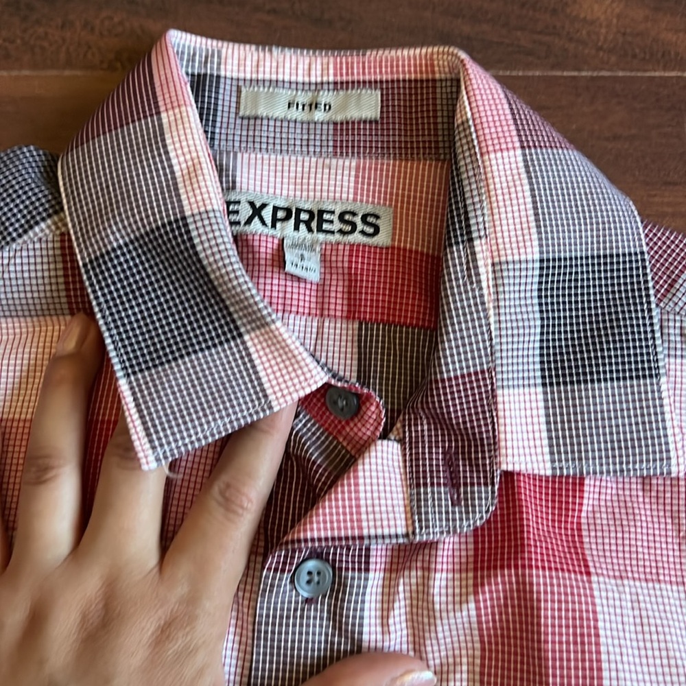 Express Fitted Men’s Button Up Size Small - image 6